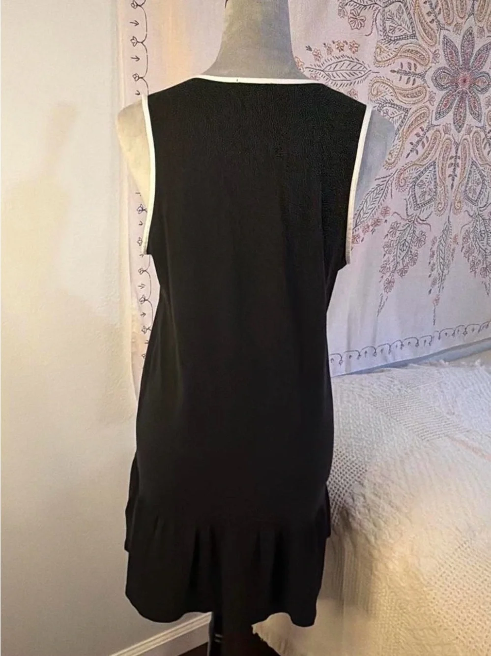 Kate Spade Classic Black Sleeveless Dress with Contrast Trim